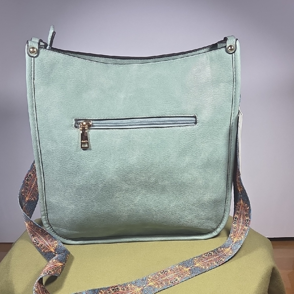 Elegant Mint Green Shoulder Bag
